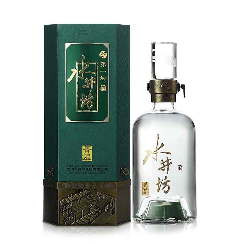 盛著紅酒的酒杯,平常喝白酒用的小杯子叫什么杯呢?哪有賣的?